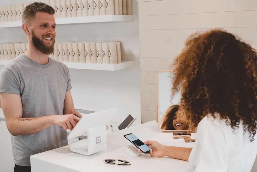 Contactless tap to pay at checkout